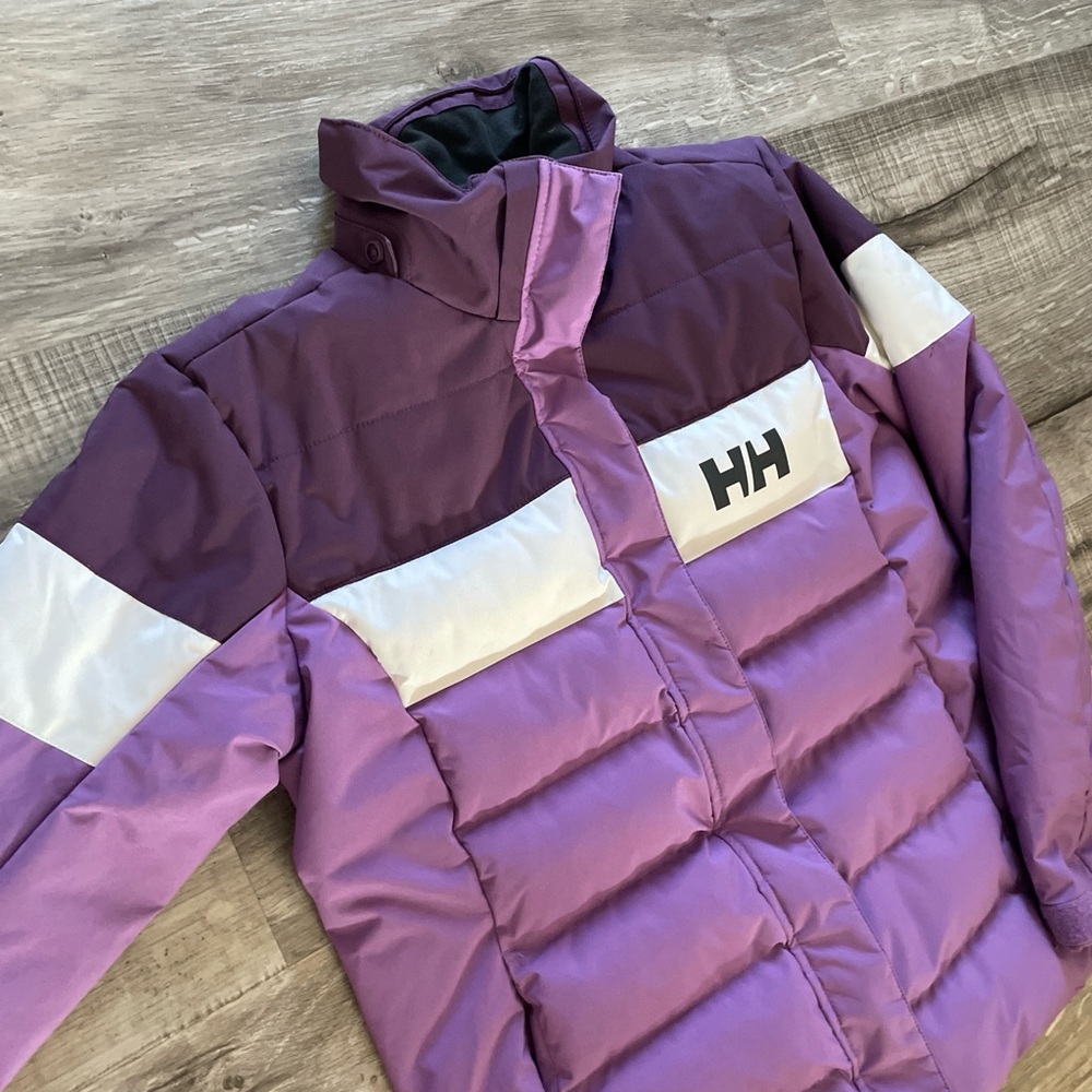 Women’s Helly Hansen crushed grape size 176/16 ski jacket - Picture 2 of 5